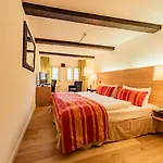 Hotel Romantik Walhalla 4*