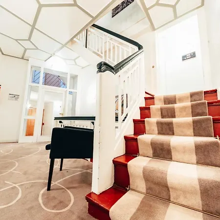 ロマンティック ヴァルハラ ホテル オスナブリュック