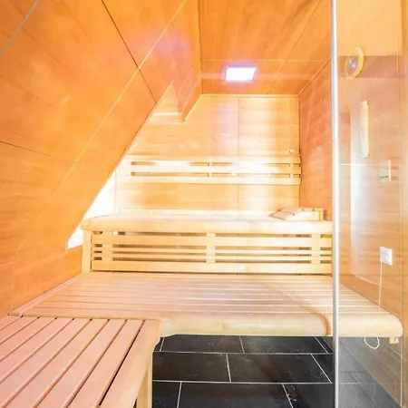 ロマンティック ヴァルハラ 4* オスナブリュック