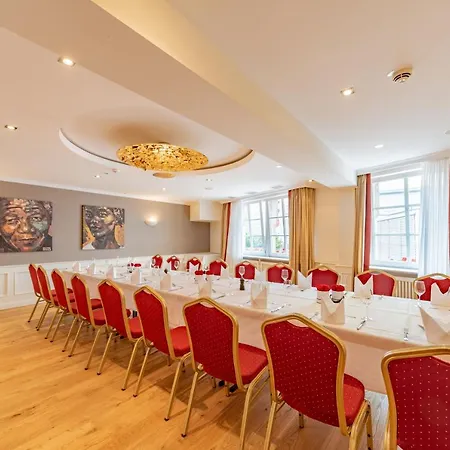 Romantik Walhalla فندق 4*