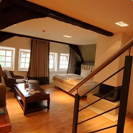 Romantik Walhalla أوسنابروك