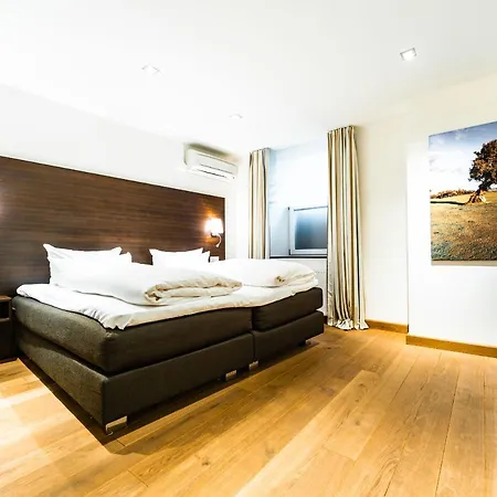 Hotel Romantik Walhalla 4*