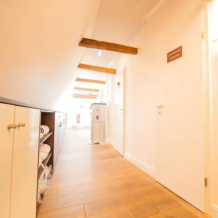 Romantik Walhalla أوسنابروك