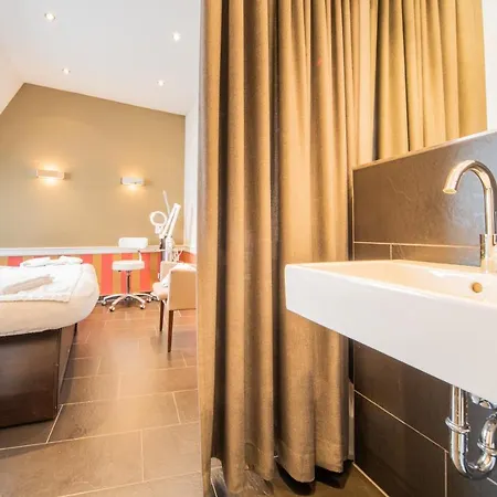 Romantik Walhalla أوسنابروك