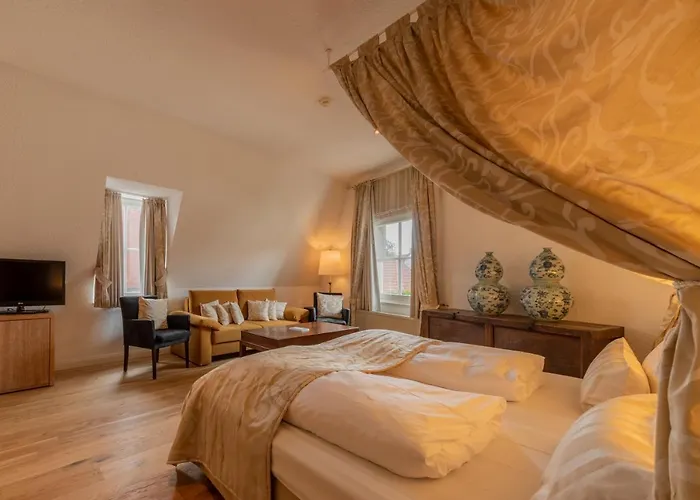 Romantik Walhalla Hotel 4*