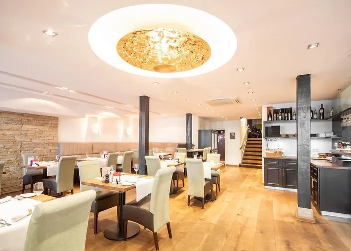 Hotel Romantik Walhalla 4*